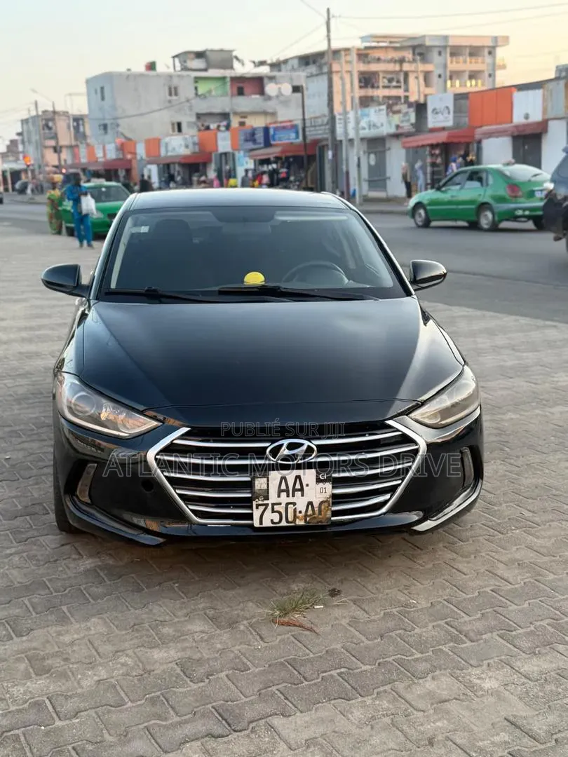 Hyundai Elantra SE 2018 Noir