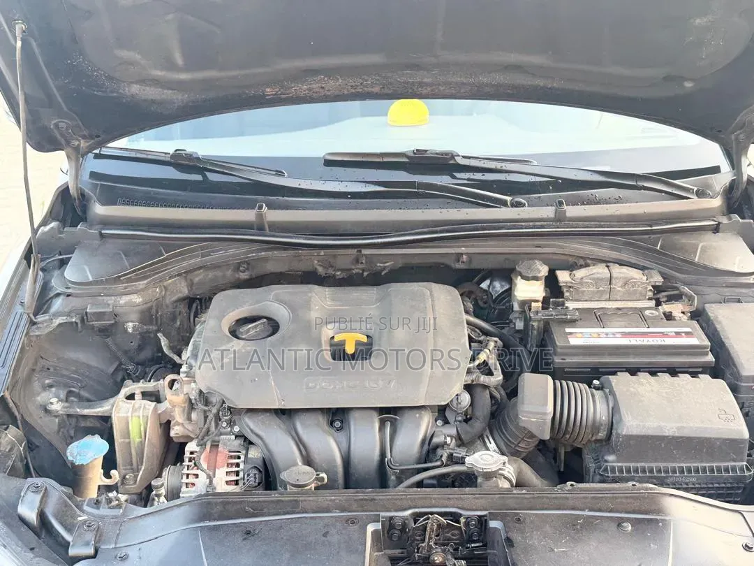 Hyundai Elantra SE 2018 Noir