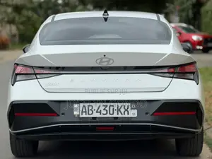 Hyundai Elantra 2026 Blanc