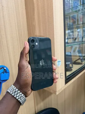 Pomme iPhone 11 64 GB Noir
