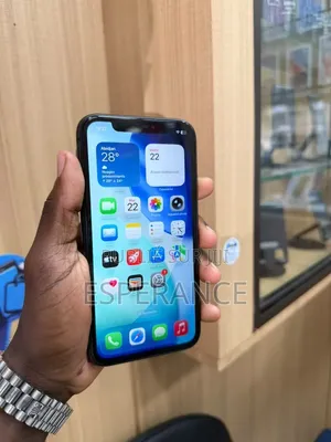 Pomme iPhone 11 64 GB Noir