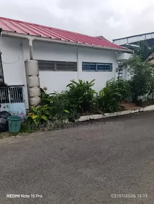 3chbre Villa dans Attoban, Cocody à Vendre