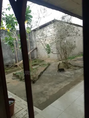3chbre Villa dans Rivera 3, Cocody à Vendre