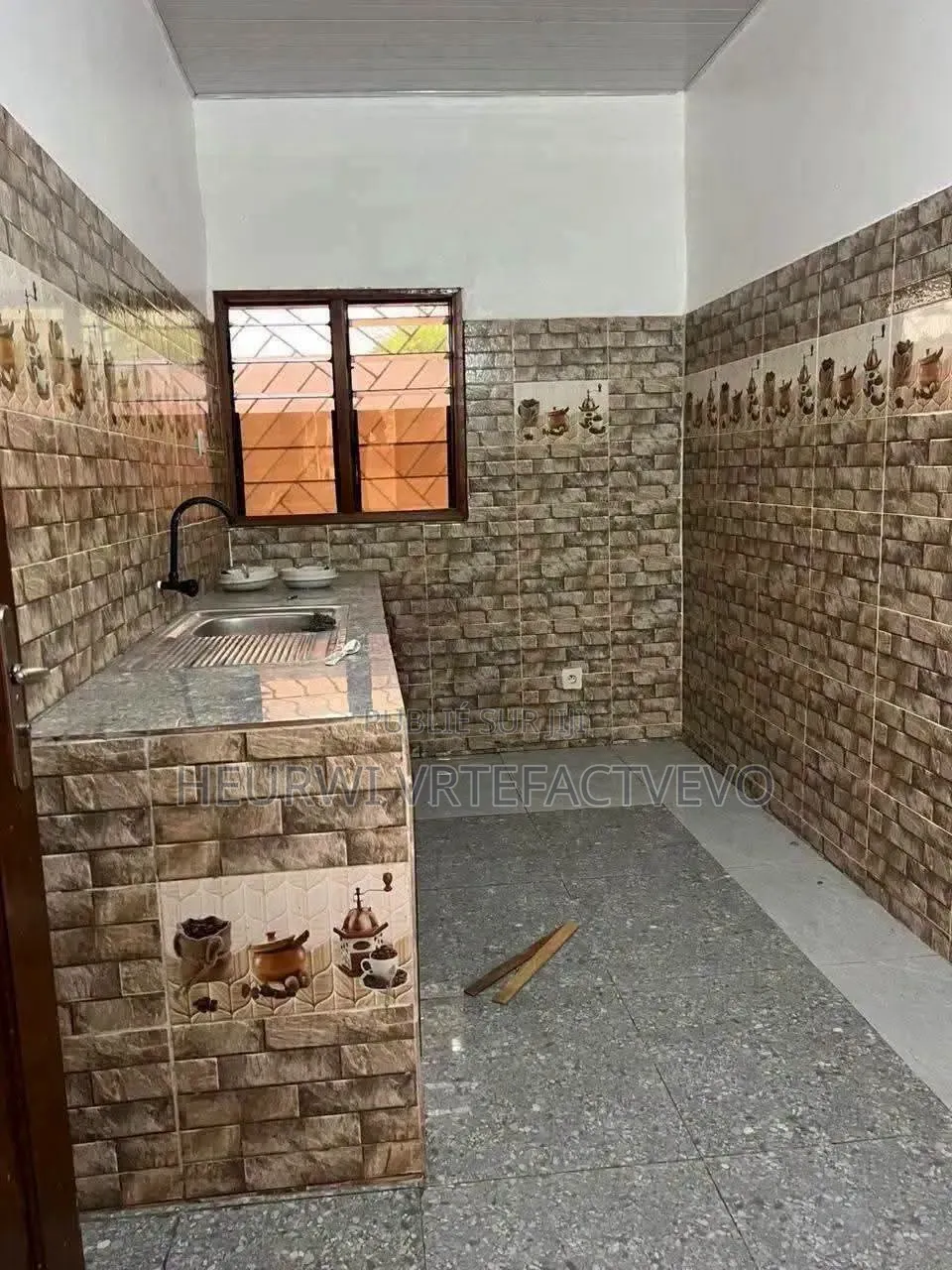 3chbre Villa dans Bonoua, Bocanda à Vendre