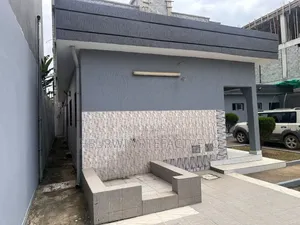 3chbre Villa dans Val D'Oise, Cocody à Vendre