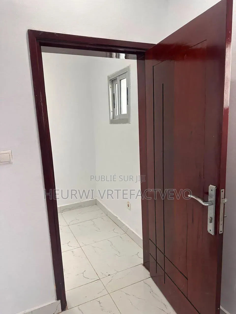 3chbre Villa dans Val D'Oise, Cocody à Vendre
