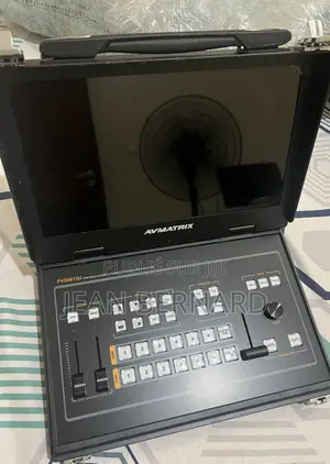 À VENDRE — Régie Vidéo AVMATRIX PVS0613U (Comme