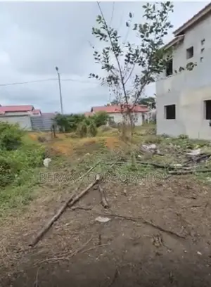 5chbre Duplex dans Beraka Corporation, Bingerville à Vendre
