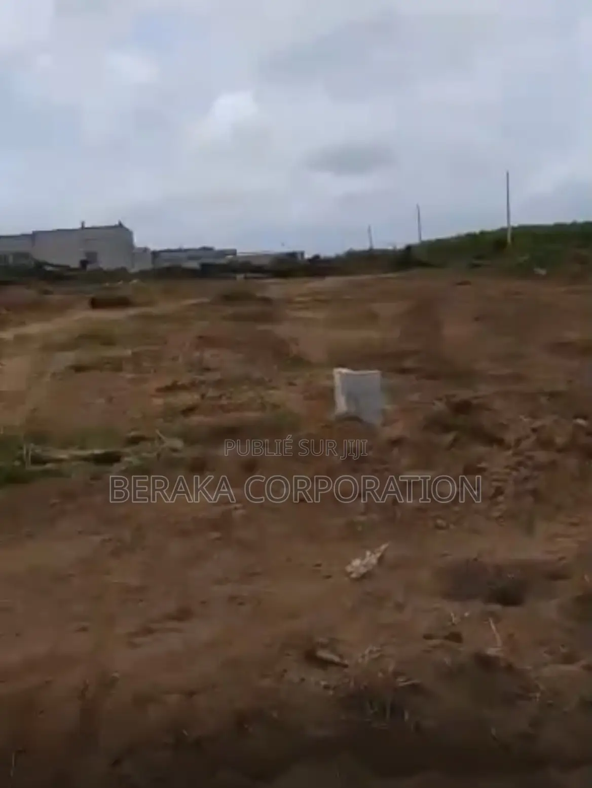  Terrains À Vendre – Songon Carrefour Jacqueville / Y4   400 M2/L