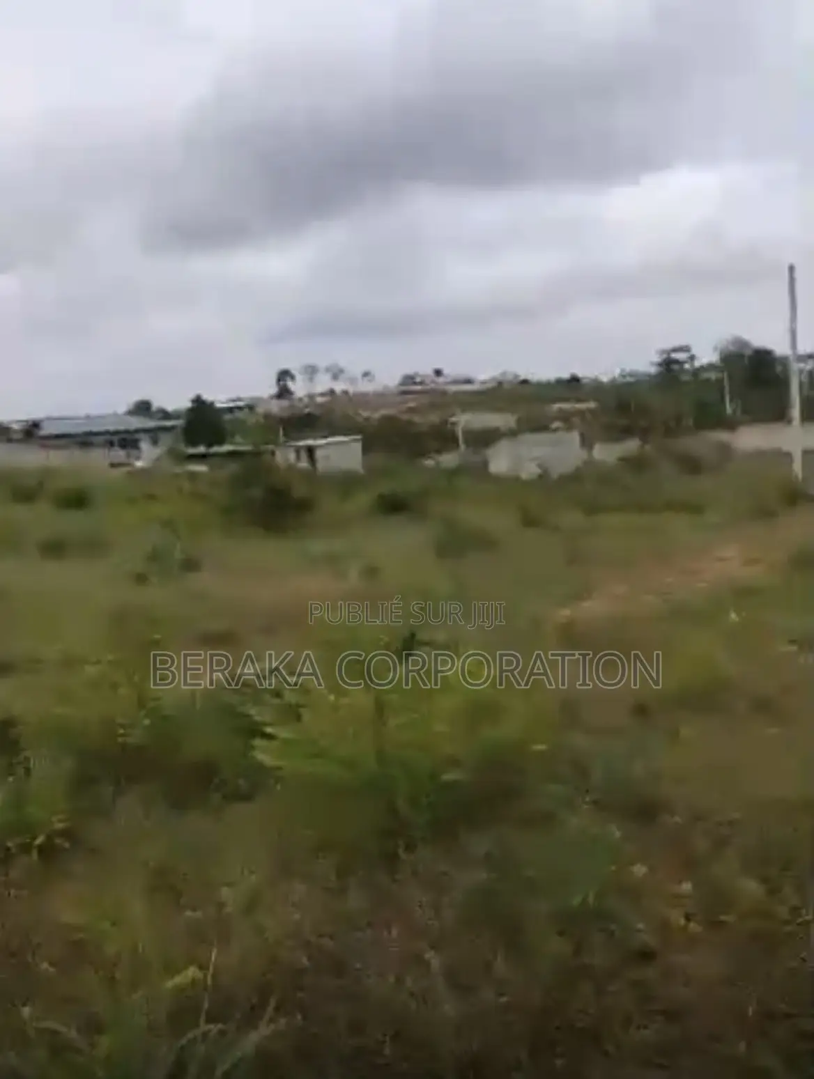  Terrains À Vendre – Songon Carrefour Jacqueville / Y4   400 M2/L