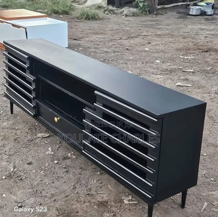 Meuble TV De Très Bonne Qualité