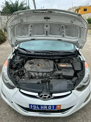 Hyundai Elantra GLS 2012 Blanc