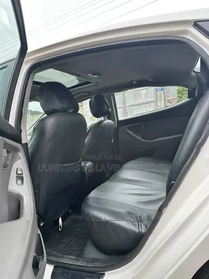 Hyundai Elantra GLS 2012 Blanc