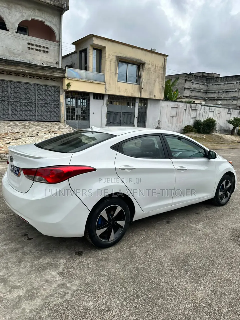 Hyundai Elantra GLS 2012 Blanc