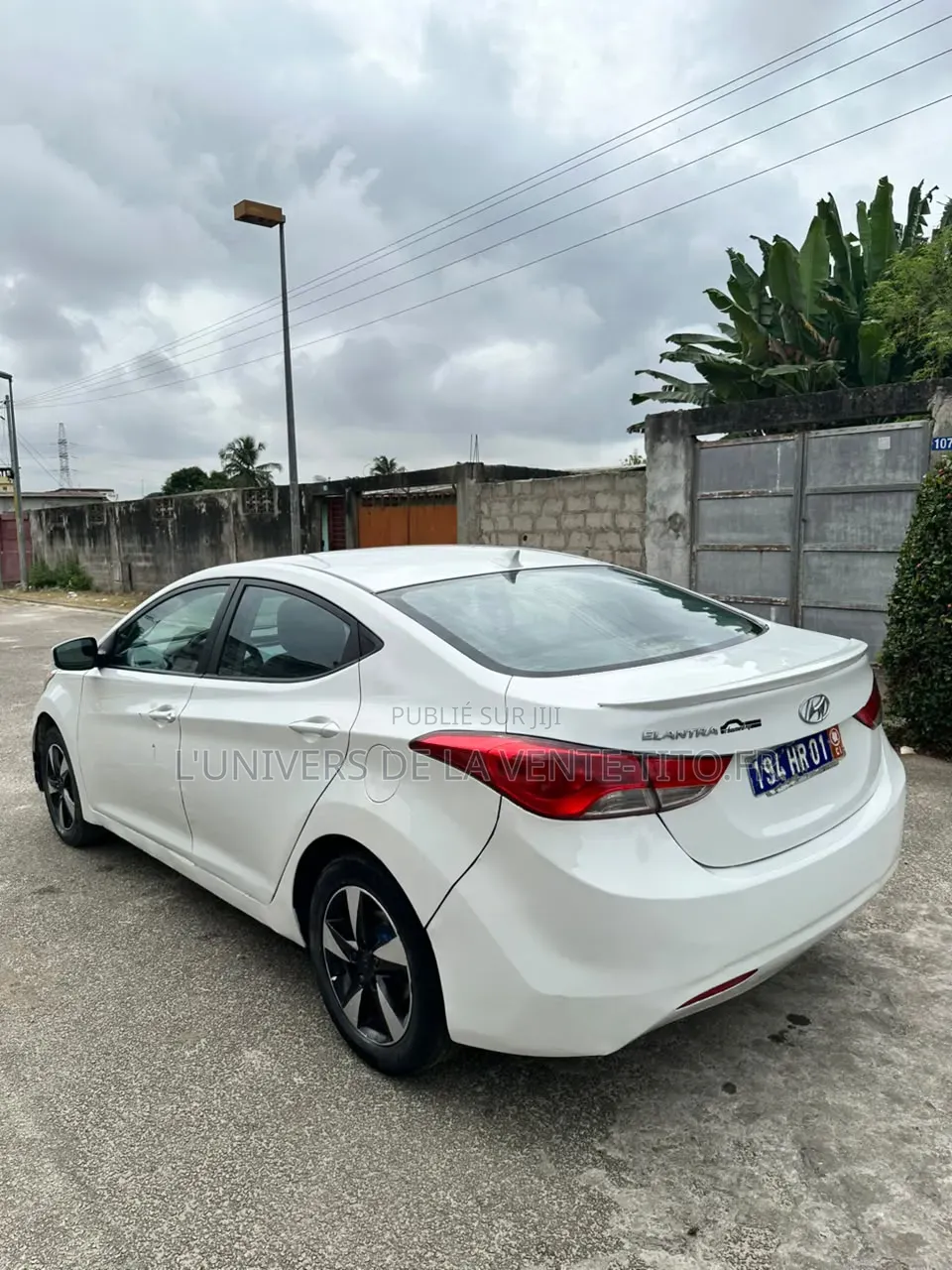 Hyundai Elantra GLS 2012 Blanc
