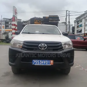 Toyota Hilux Revo Double Cab Deisel 2.4 AWD 2017 Blanc