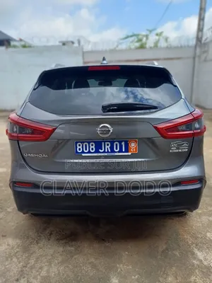 Nissan Qashqai 2019 Gris