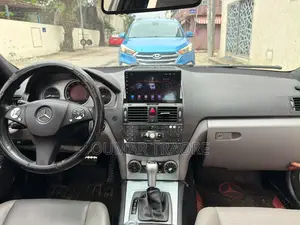 Mercedes-Benz C350 2009 Gris