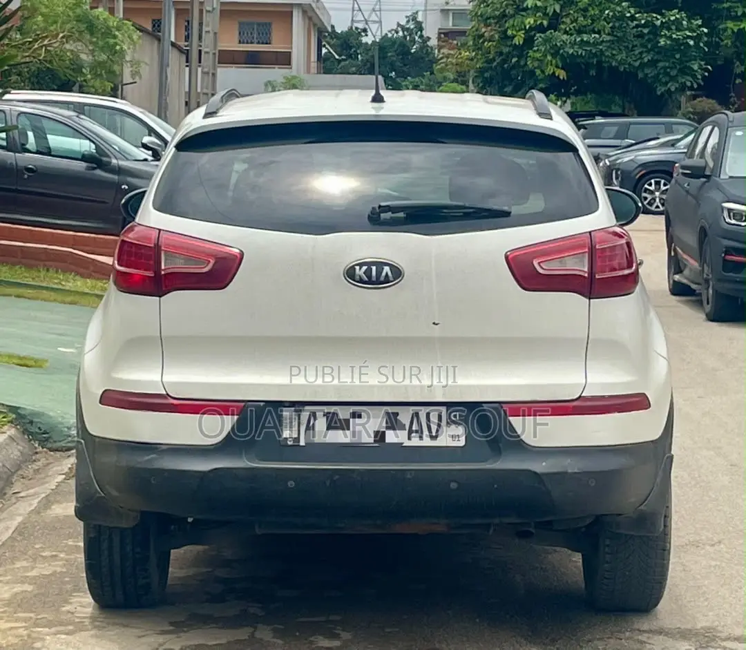 Kia Sportage Base 4dr FWD (2.4L 4cyl 6M) 2012 Gris