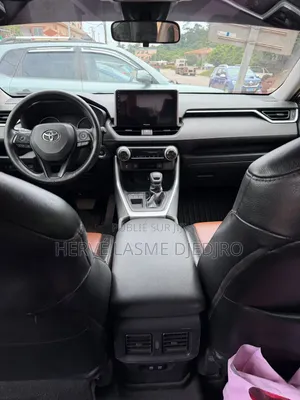 Toyota RAV4 2025 Noir