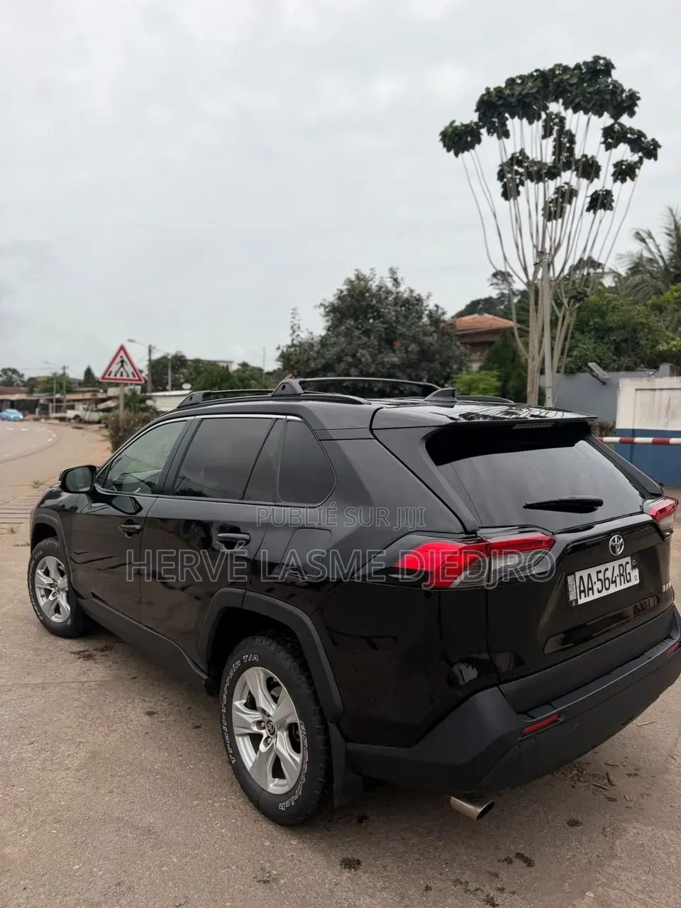 Toyota RAV4 2025 Noir