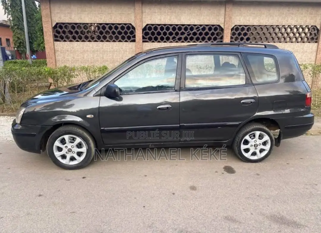 Kia Carens 1.8 EX 2005 Noir