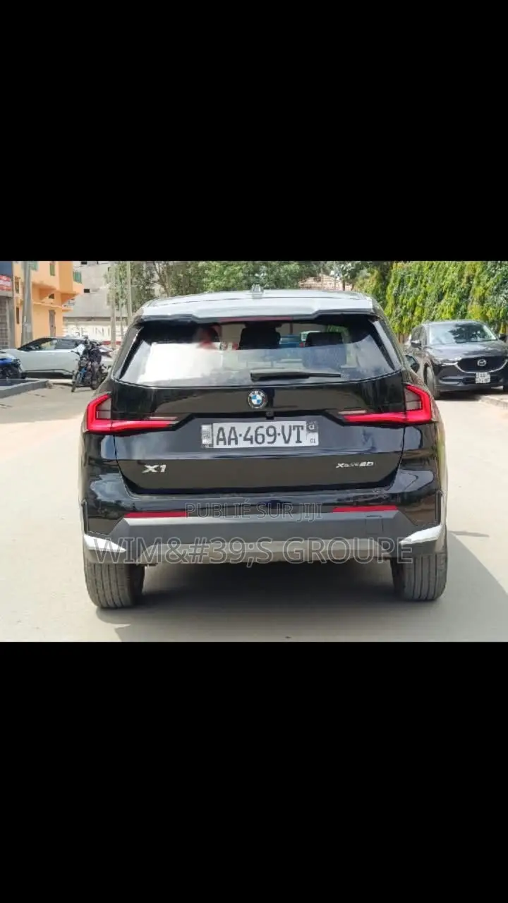 Nouveau BMW X1 xDrive28i Sports Activity Vehicle 2025 Gris