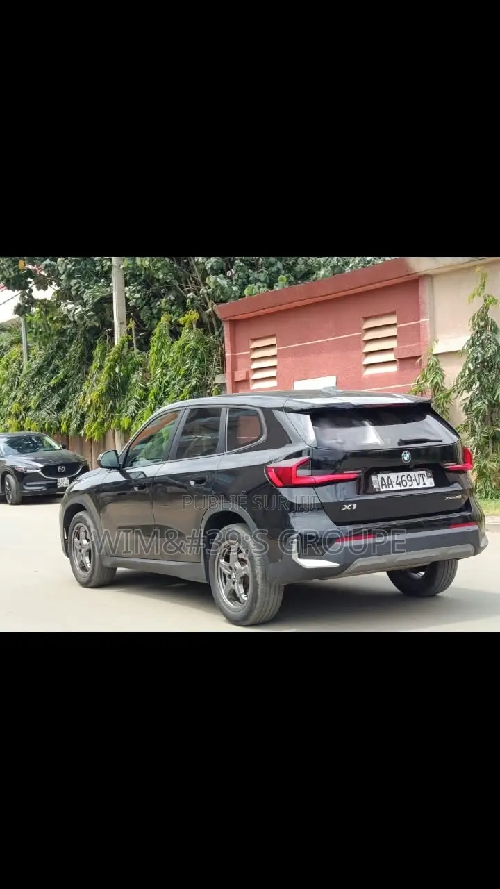 Nouveau BMW X1 xDrive28i Sports Activity Vehicle 2025 Gris