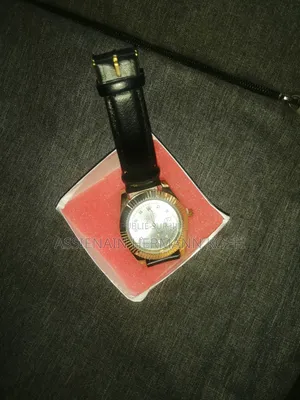Montre Neuve