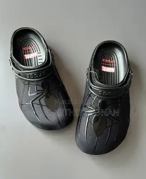 Crocs Chaussures Fermées Disponibles !
