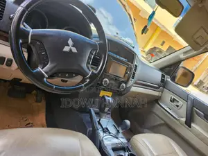 Mitsubishi Pajero V90 3.0 V6 GLS/GLX 2019 Noir