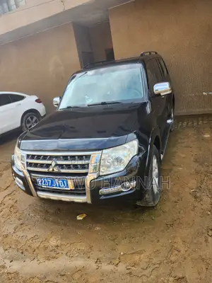 Mitsubishi Pajero V90 3.0 V6 GLS/GLX 2019 Noir