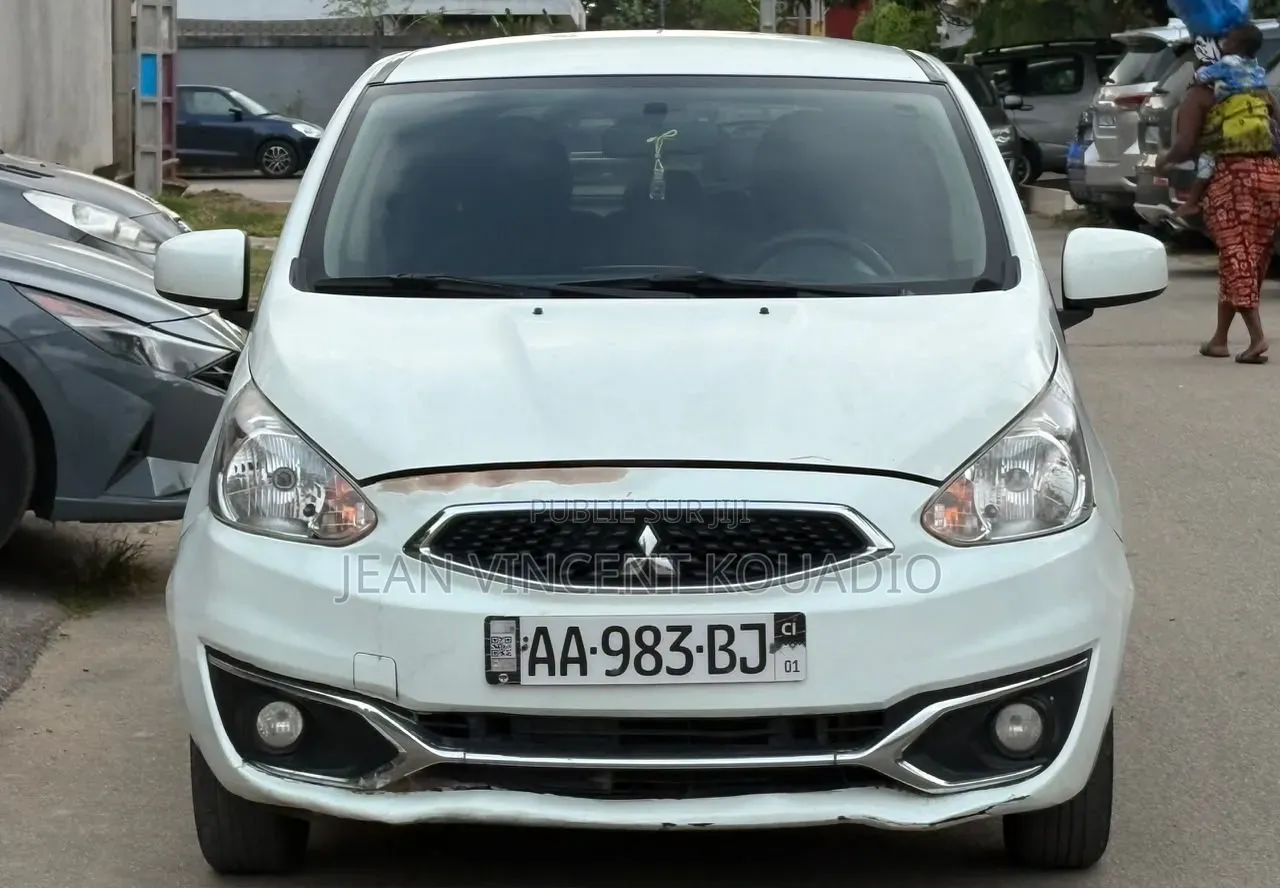 Mitsubishi Spacestar 2019 Blanc