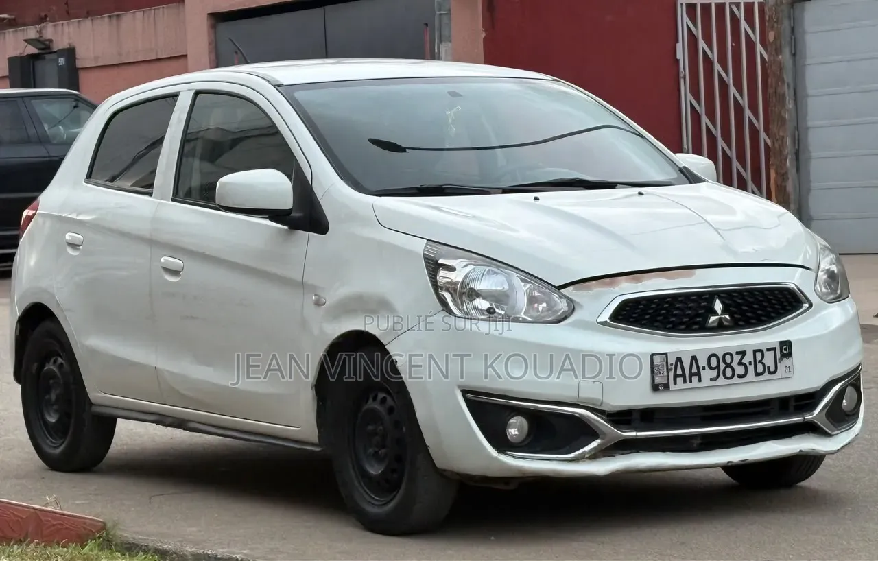 Mitsubishi Spacestar 2019 Blanc
