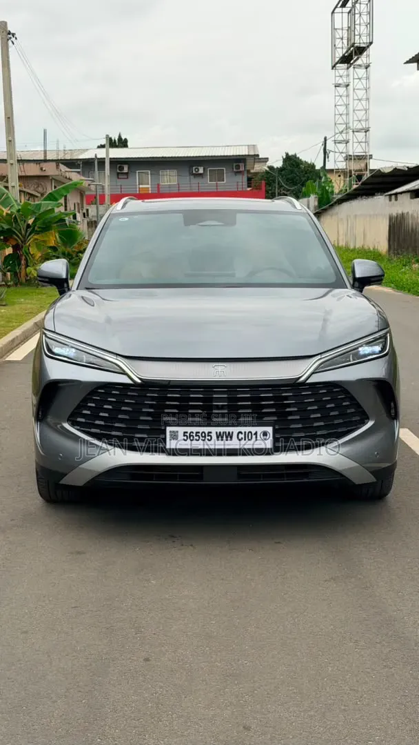 Nouveau BYD Song L DM-i 2025 Gris