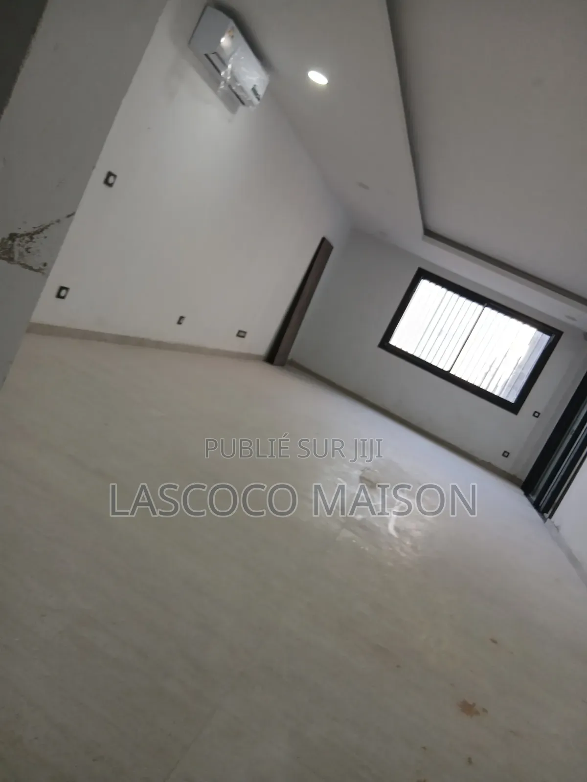 3chbre Appartement dans Lascoco Maison, Cocody à Louer