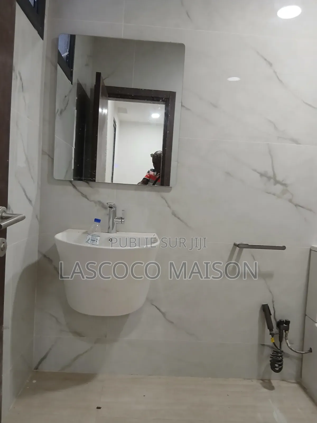 3chbre Appartement dans Lascoco Maison, Cocody à Louer