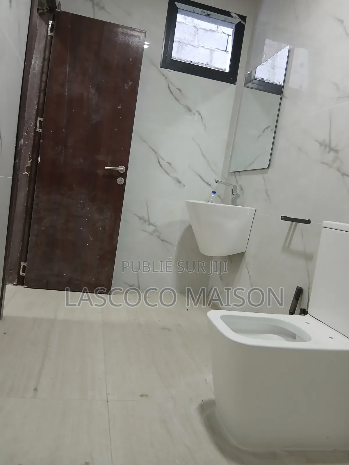 3chbre Appartement dans Lascoco Maison, Cocody à Louer