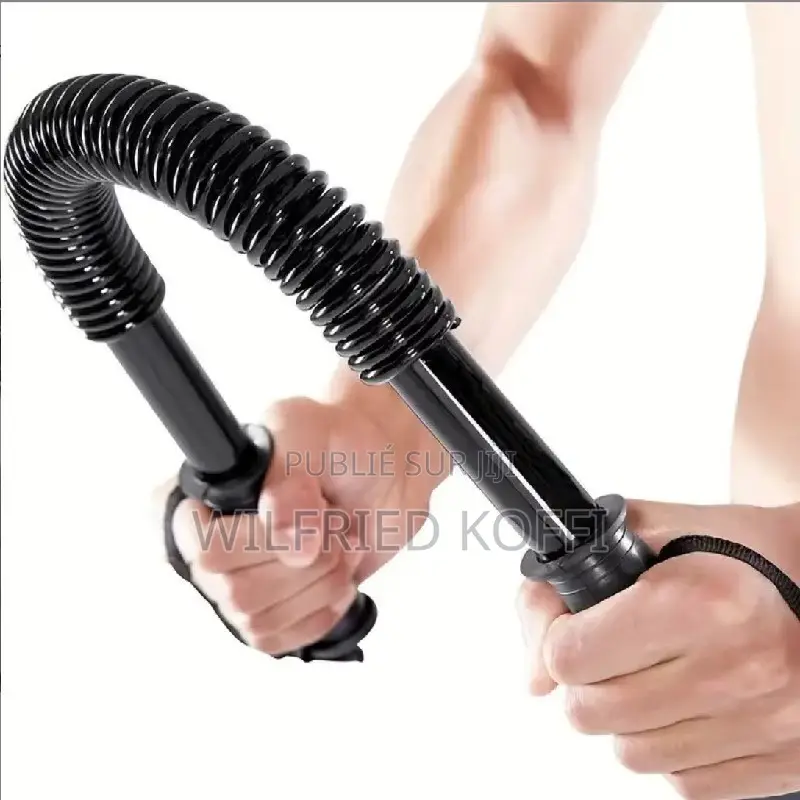 Appareil De Musculation À Ressorts – Entraînement Du Haut Du Corps