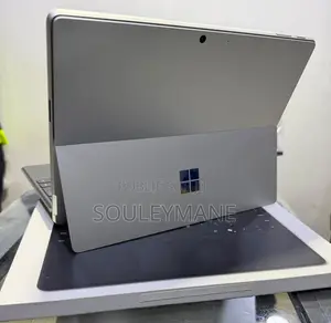 Nouveau Microsoft Surface Pro 11th Edition, a Copilot+ PC 16GB 256GB