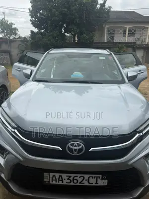 Nouveau Toyota Urban Cruiser 2024 Gris