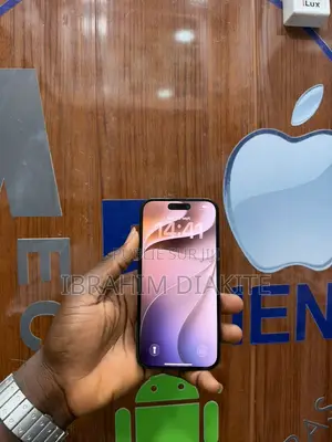 Pomme iPhone 16 128 GB Noir