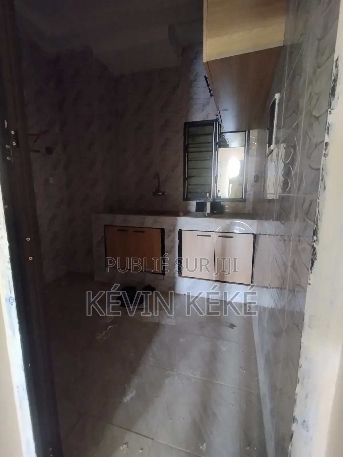 2chbre Appartement dans Grâces Immobilier, Bingerville à Louer