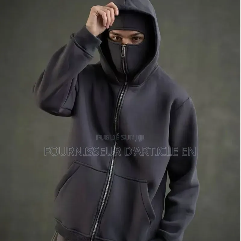 Pull À Capuche