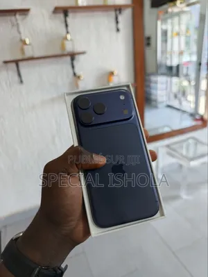 Nouveau Pomme iPhone 17 Pro Max 512 GB Bleu