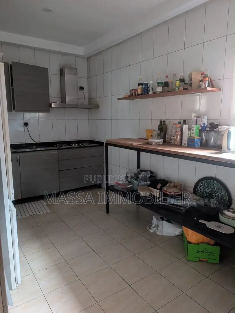 4chbre Villa dans Massa Immobilier, Marcory à Louer