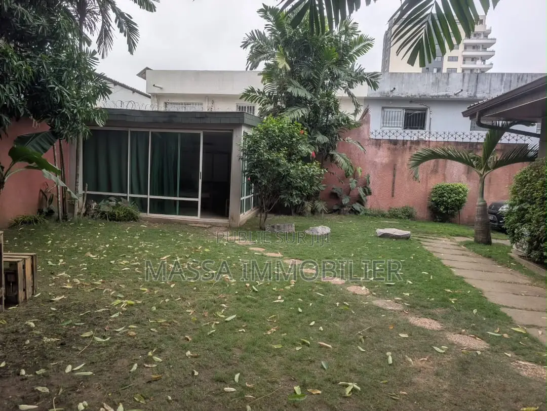 4chbre Villa dans Massa Immobilier, Marcory à Louer