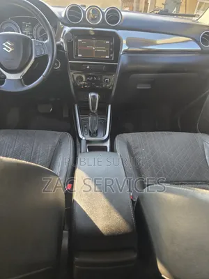 Suzuki Vitara 2020 Orange