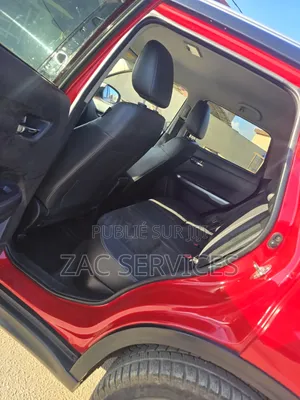 Suzuki Vitara 2020 Orange