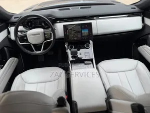 Nouveau Rover Land 2024 Gris